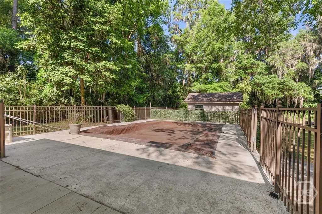 8609 Gohler Avenue Savannah GA 31406