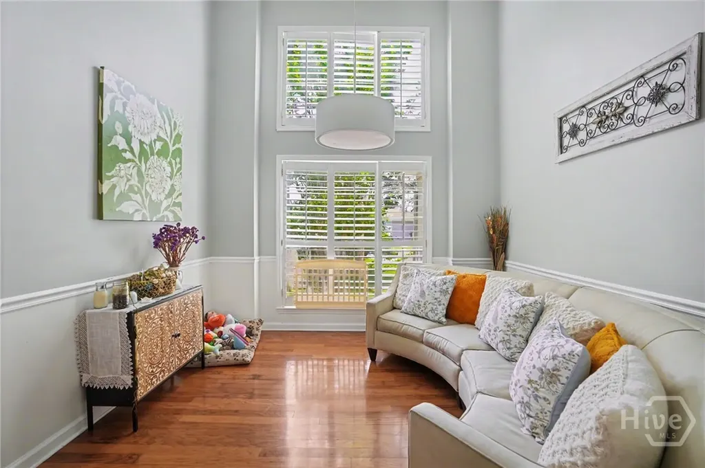 3 Settlers Point Savannah GA 31406
