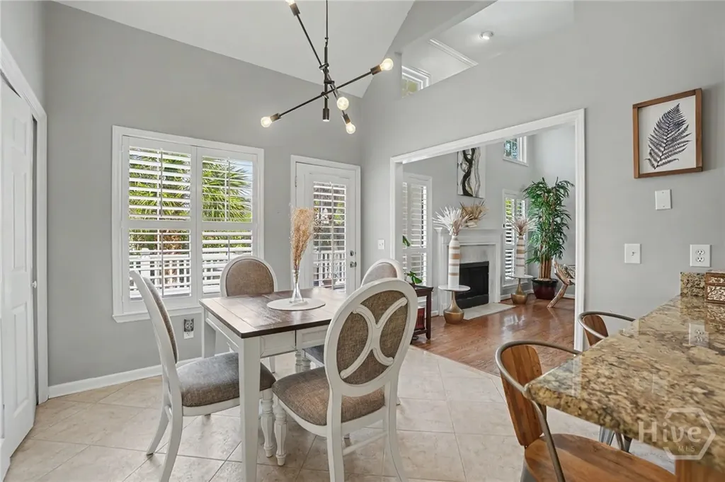 3 Settlers Point Savannah GA 31406