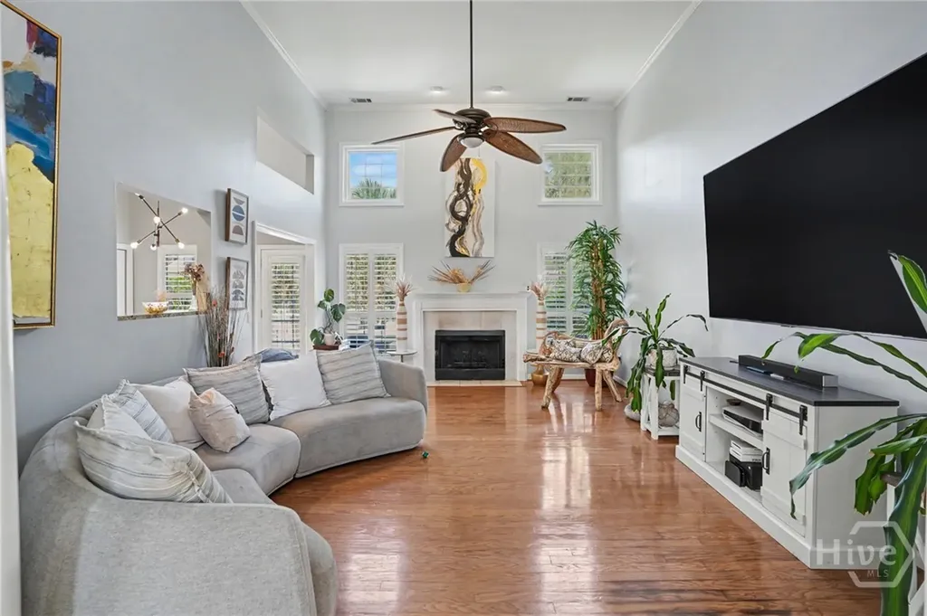 3 Settlers Point Savannah GA 31406
