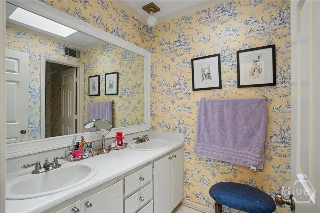 1 Treutlen Lane Savannah GA 31411