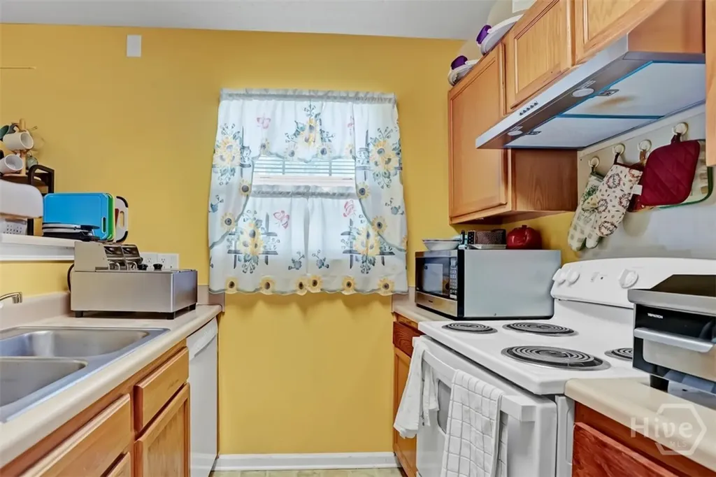 7221 Garfield Street Savannah GA 31406
