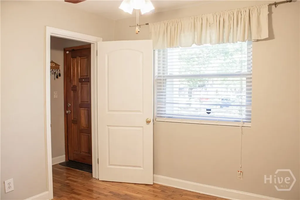 135 E Derenne Avenue Savannah GA 31405