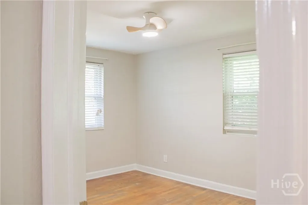 135 E Derenne Avenue Savannah GA 31405