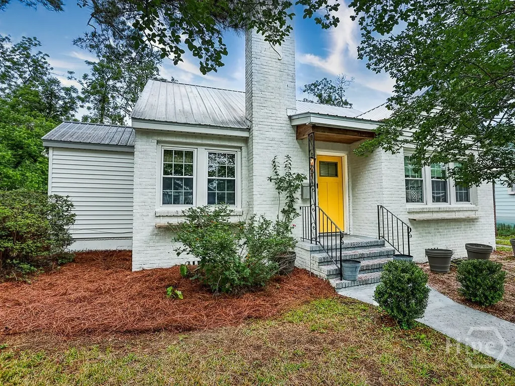 1216 E 40th Street Savannah GA 31404