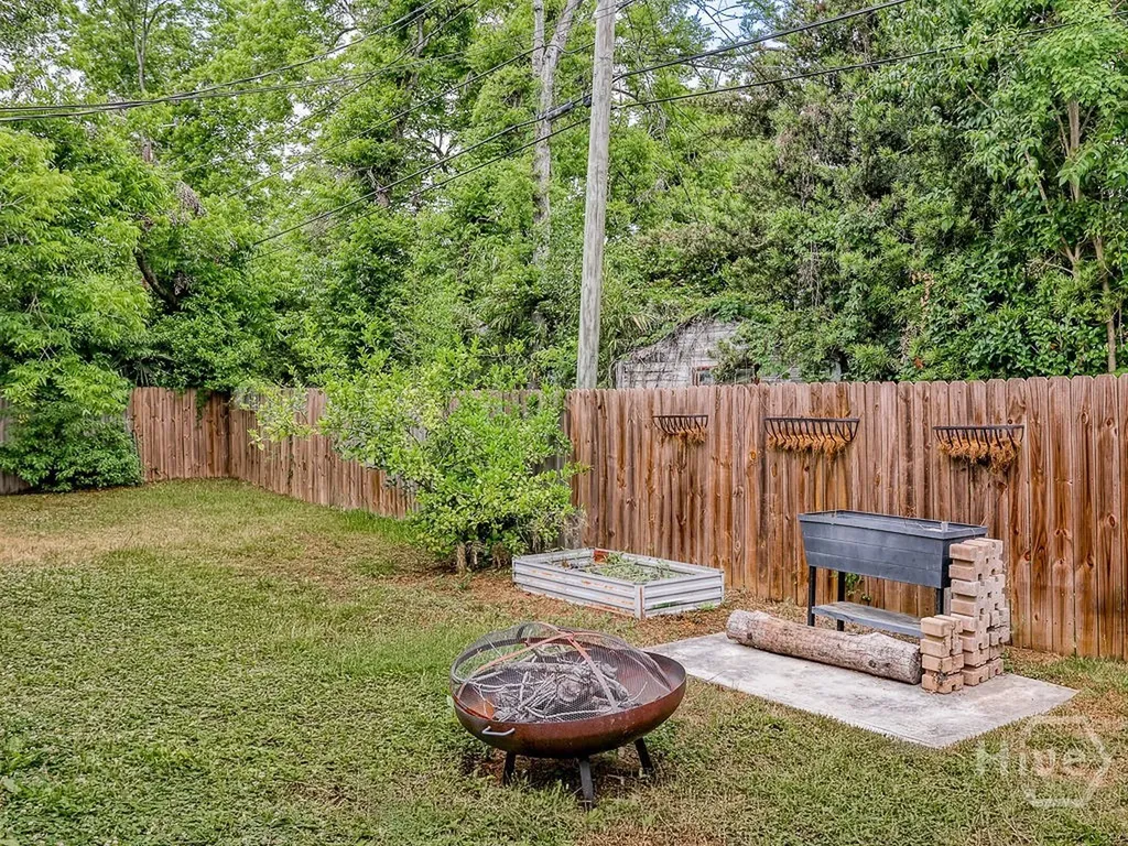 1216 E 40th Street Savannah GA 31404