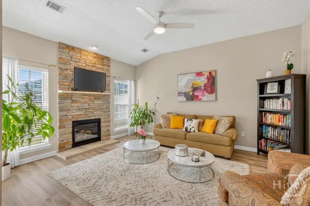 44 Travertine Circle Savannah GA 31419