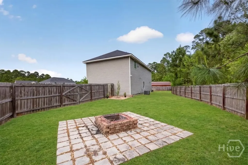 1404 Fawn Court Hinesville GA 31313