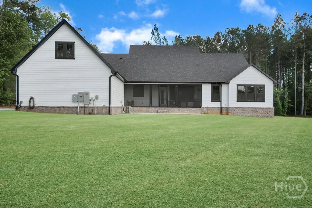 323 J Bird Lane Statesboro GA 30461