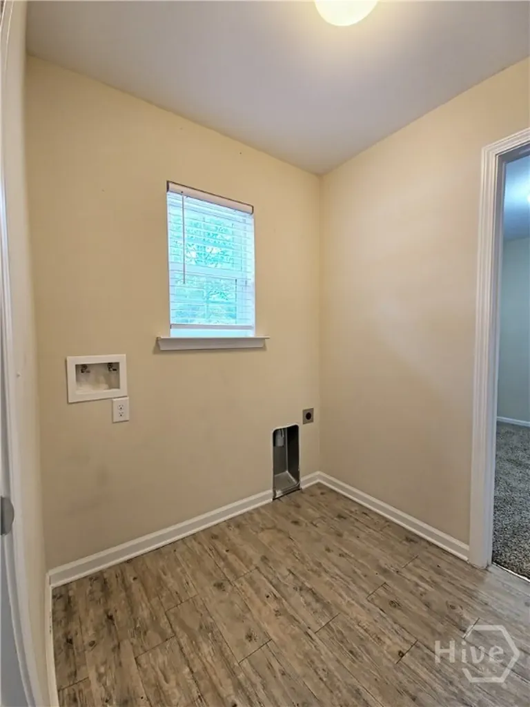 80 J R Drive Ellabell GA 31308