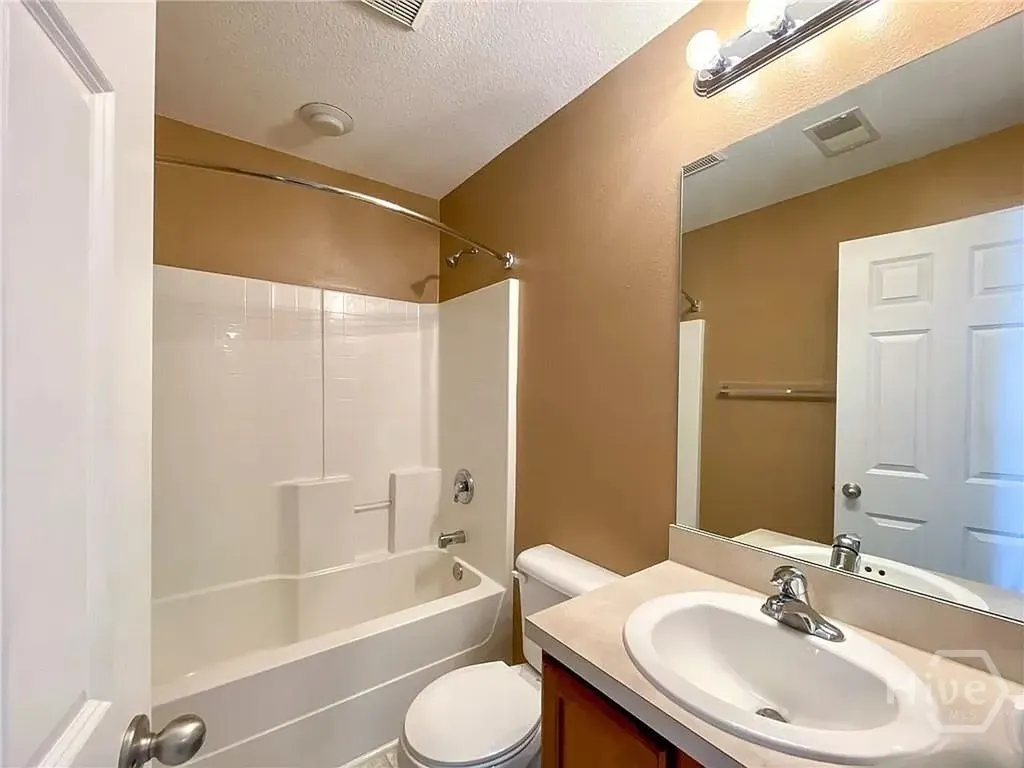 75 Red Oak Drive Richmond Hill GA 31324