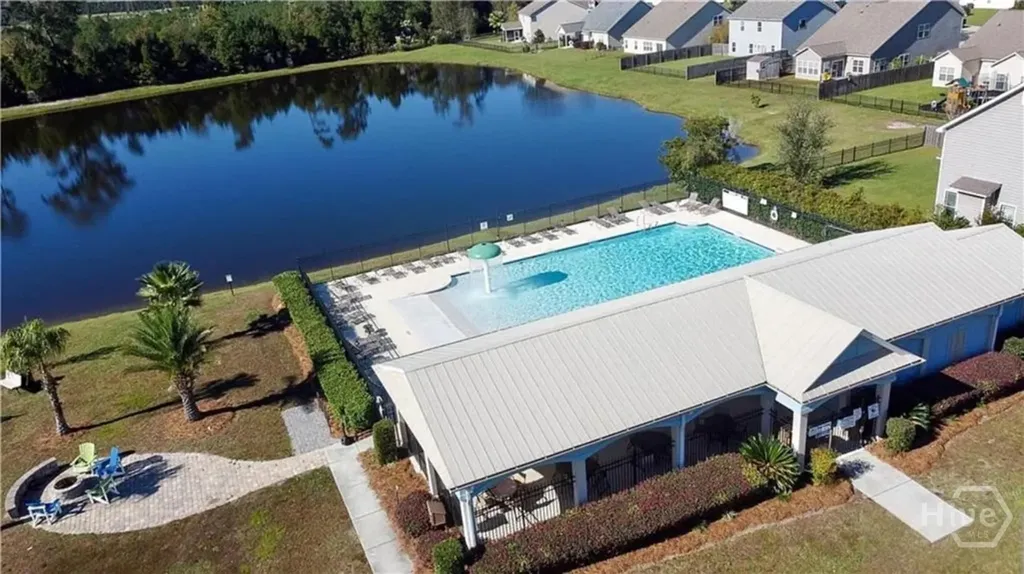 75 Red Oak Drive Richmond Hill GA 31324