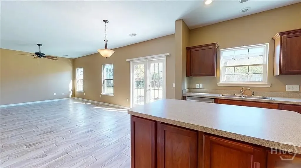75 Red Oak Drive Richmond Hill GA 31324