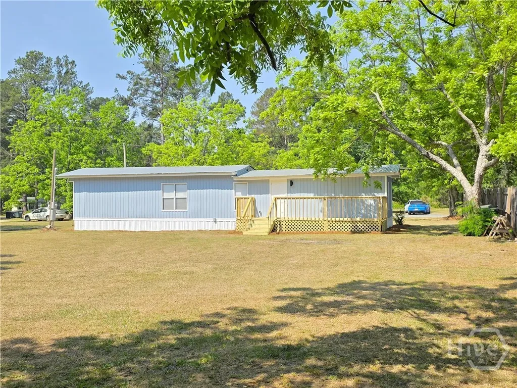 956 Donaldson Street Metter GA 30439