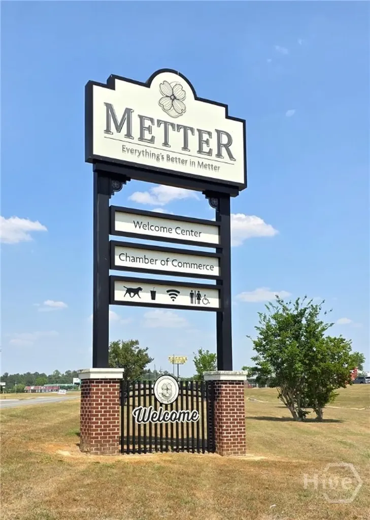 956 Donaldson Street Metter GA 30439