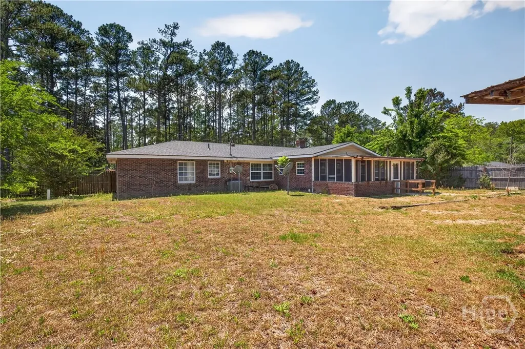 113 Elm Street Claxton GA 30414