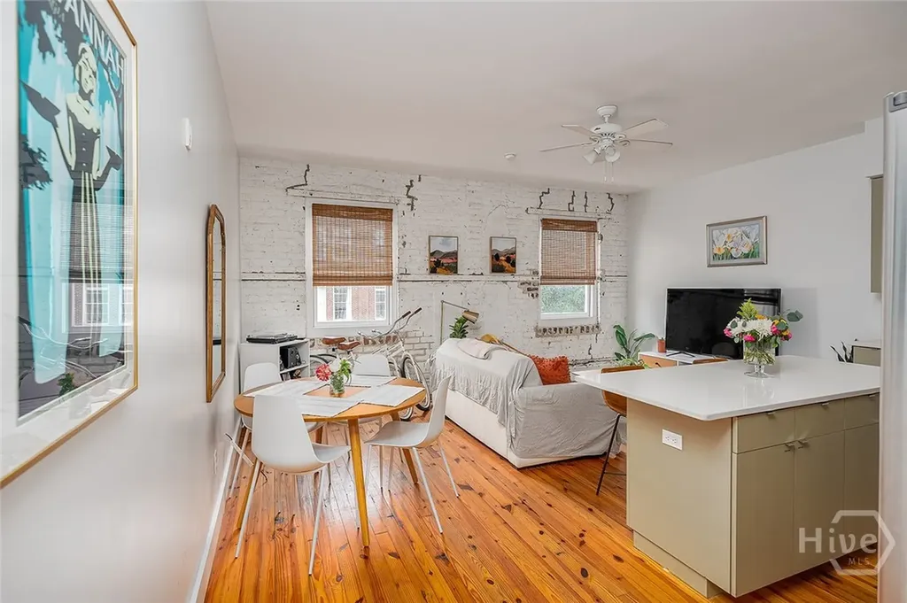 310 W Broughton Street Savannah GA 31401