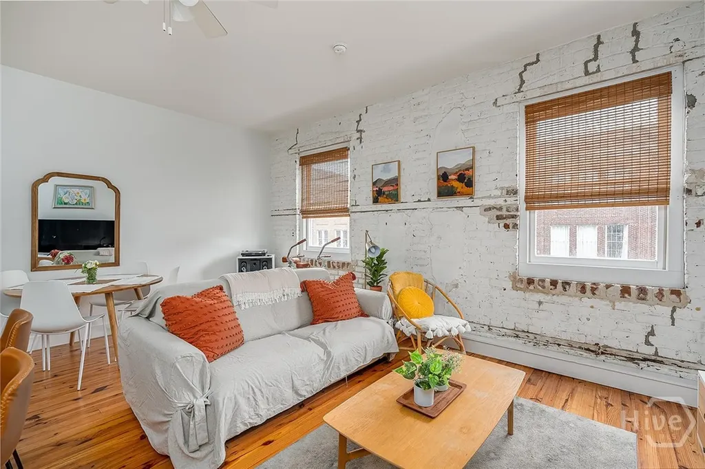 310 W Broughton Street Savannah GA 31401