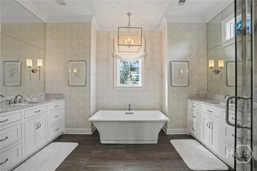 2 Sea Oats Lane Savannah GA 31411