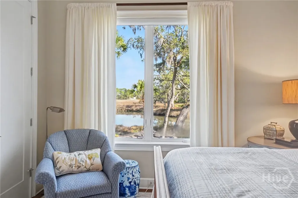 2 Sea Oats Lane Savannah GA 31411