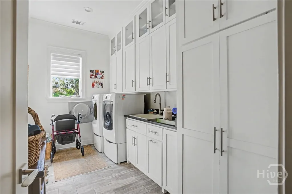 2 Sea Oats Lane Savannah GA 31411