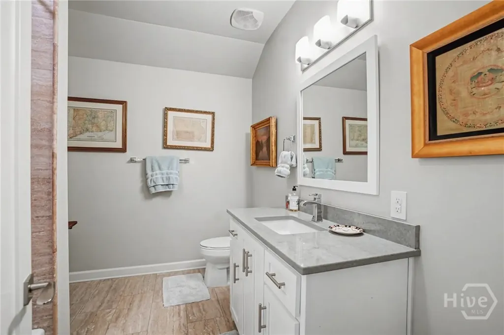 2 Sea Oats Lane Savannah GA 31411