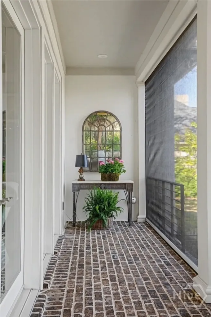 2 Sea Oats Lane Savannah GA 31411