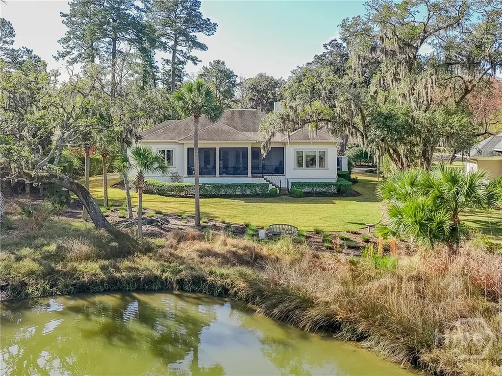 2 Sea Oats Lane Savannah GA 31411