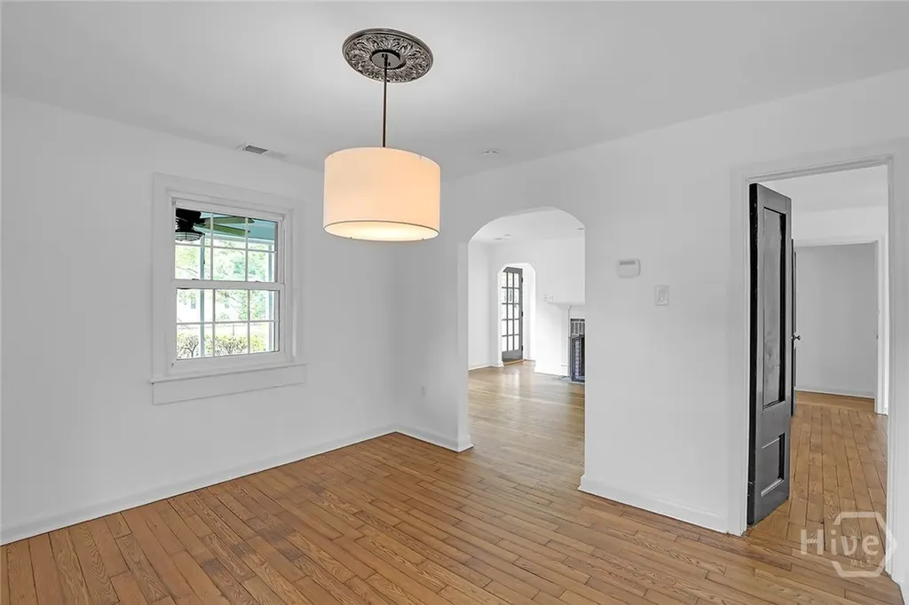 1501 E 48th Street Savannah GA 31404