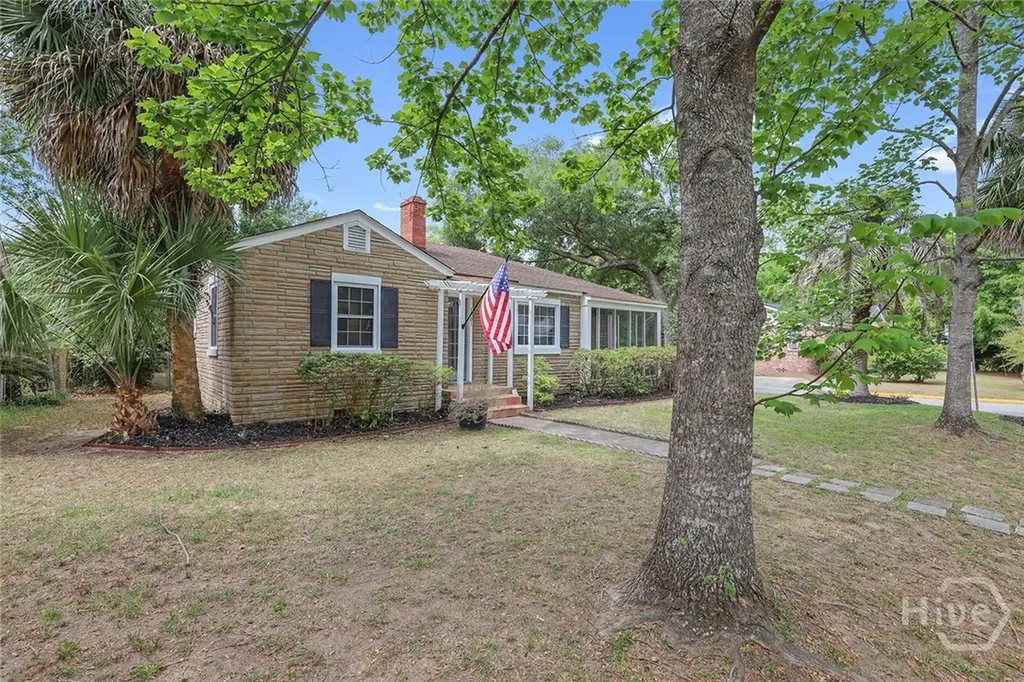 1501 E 48th Street Savannah GA 31404