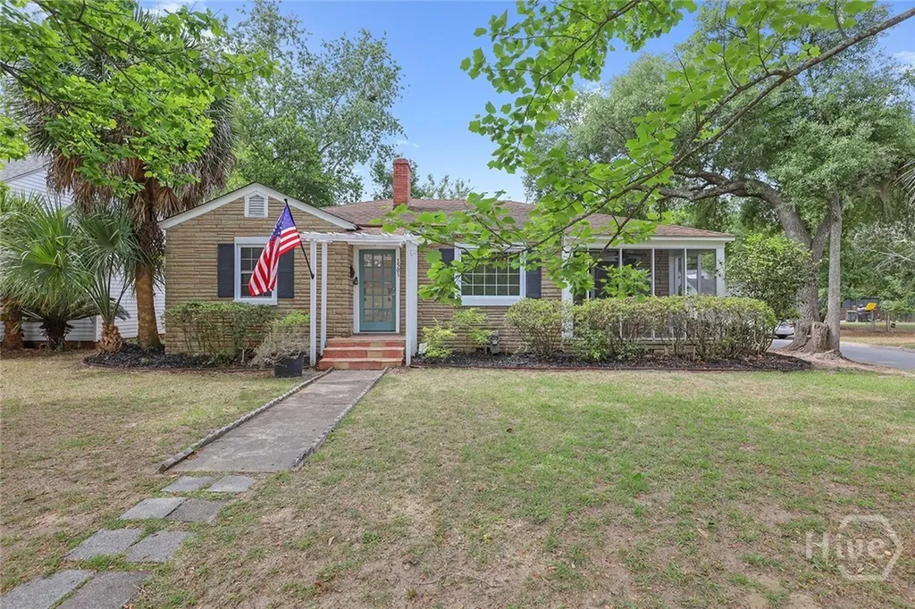 1501 E 48th Street Savannah GA 31404