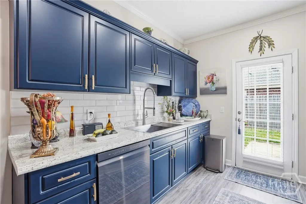 31 Kingslan Court Savannah GA 31419