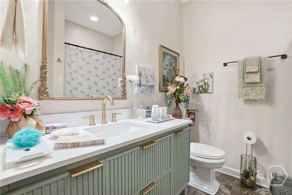 31 Kingslan Court Savannah GA 31419