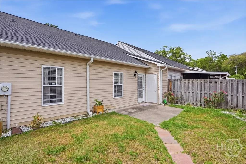 31 Kingslan Court Savannah GA 31419