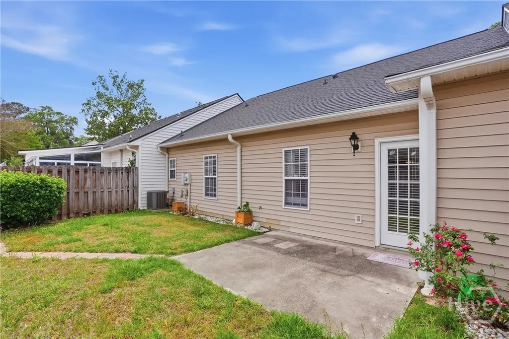 31 Kingslan Court Savannah GA 31419