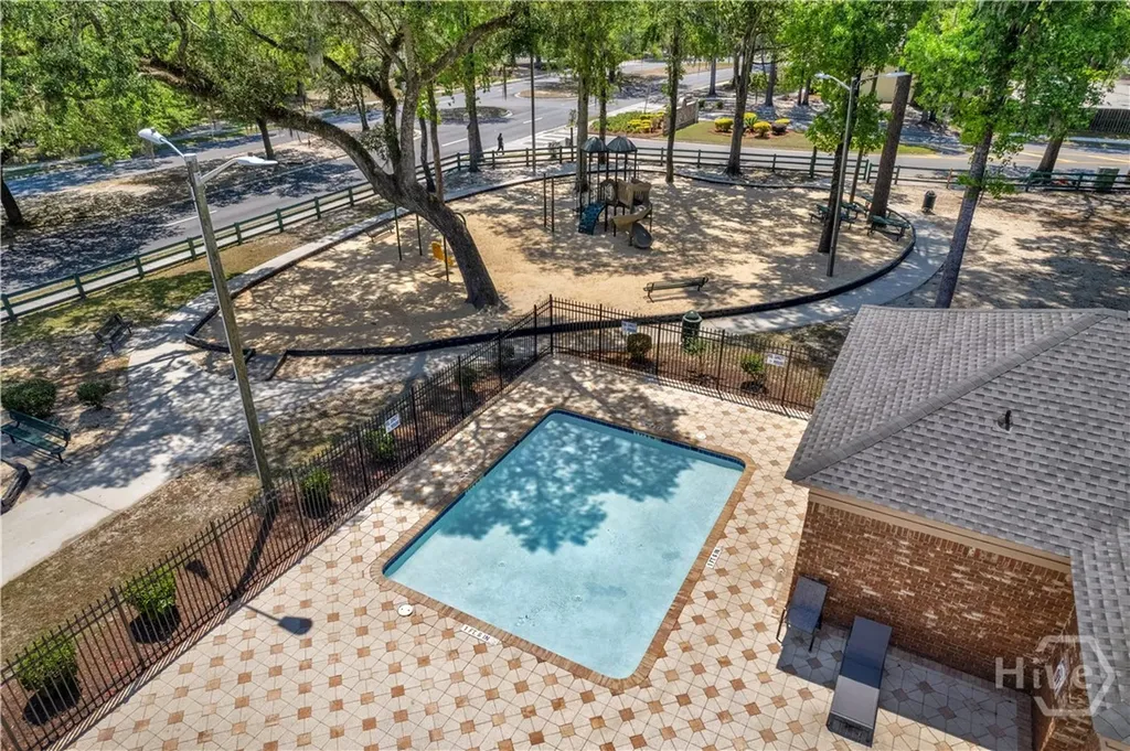 13 Barrington Circle Savannah GA 31419