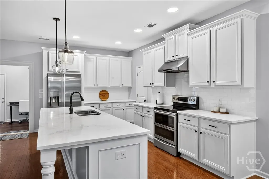 10 Glen Way Richmond Hill GA 31324