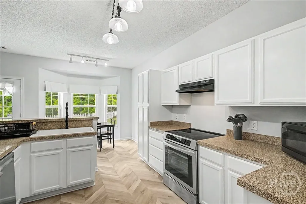 512 Amsonia Circle Guyton GA 31312