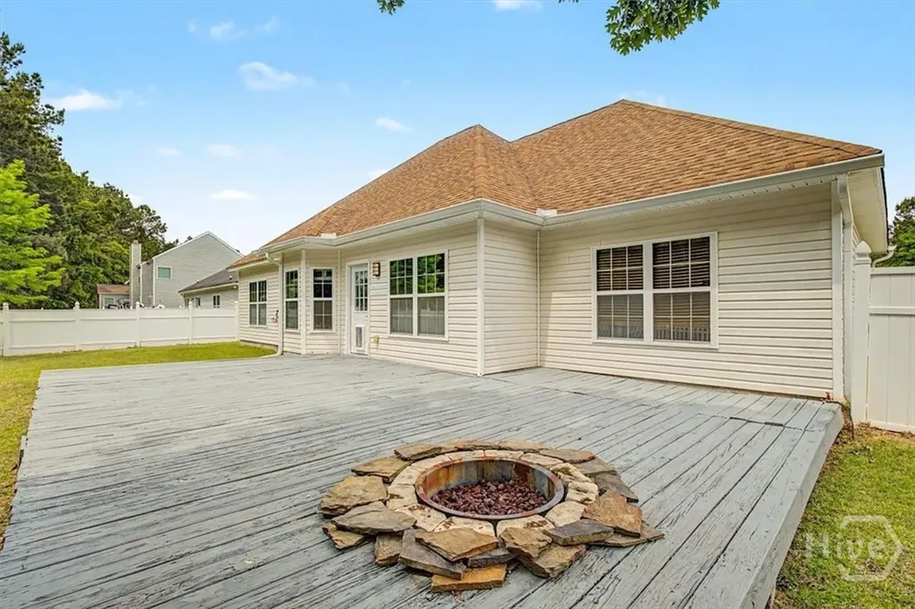 512 Amsonia Circle Guyton GA 31312