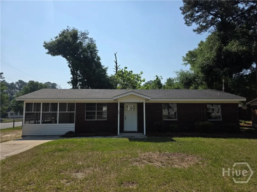 309 E Third Street Springfield GA 31329