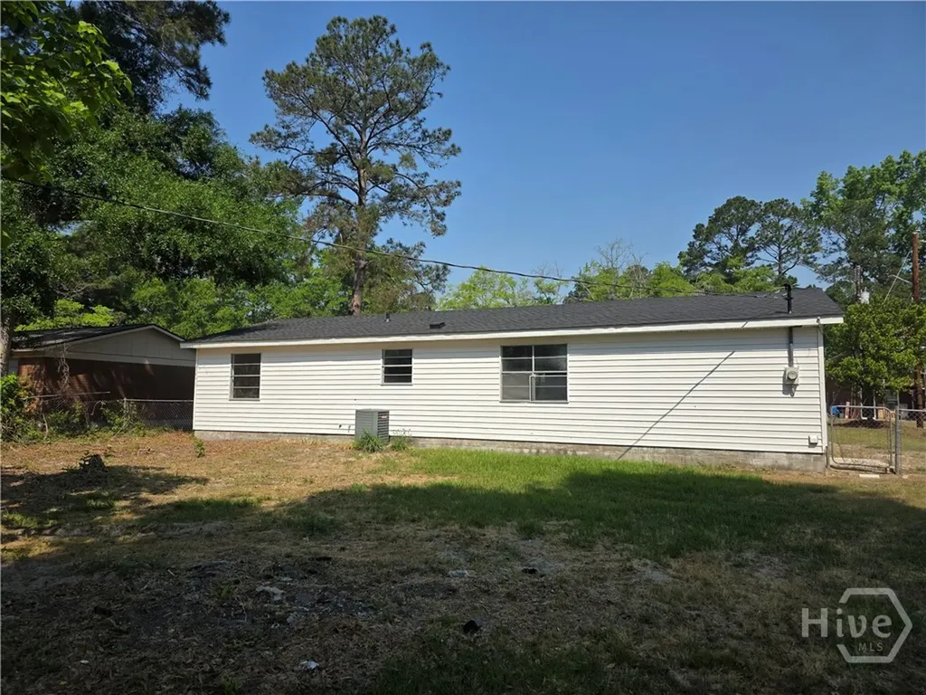 309 E Third Street Springfield GA 31329