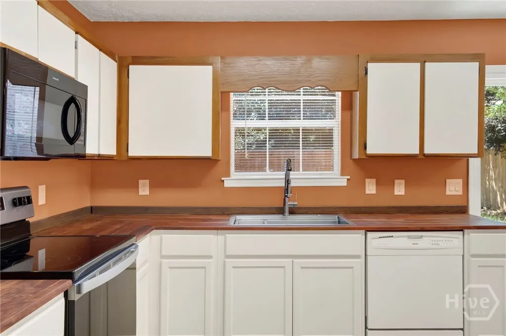 103 Forestay Court Savannah GA 31410