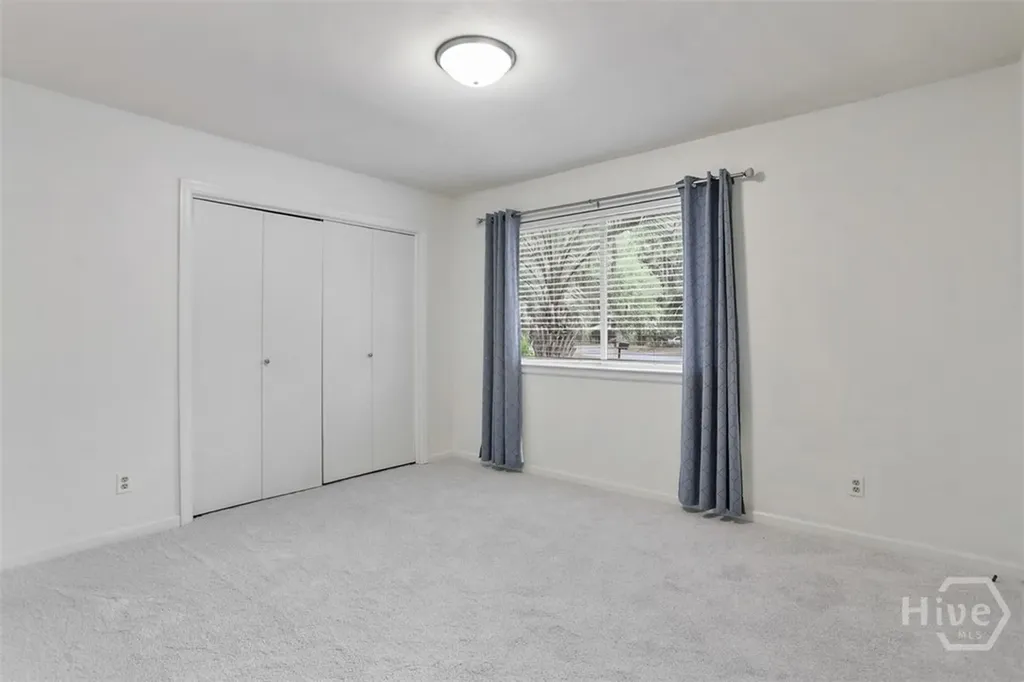 2 Abbott Lane Savannah GA 31411