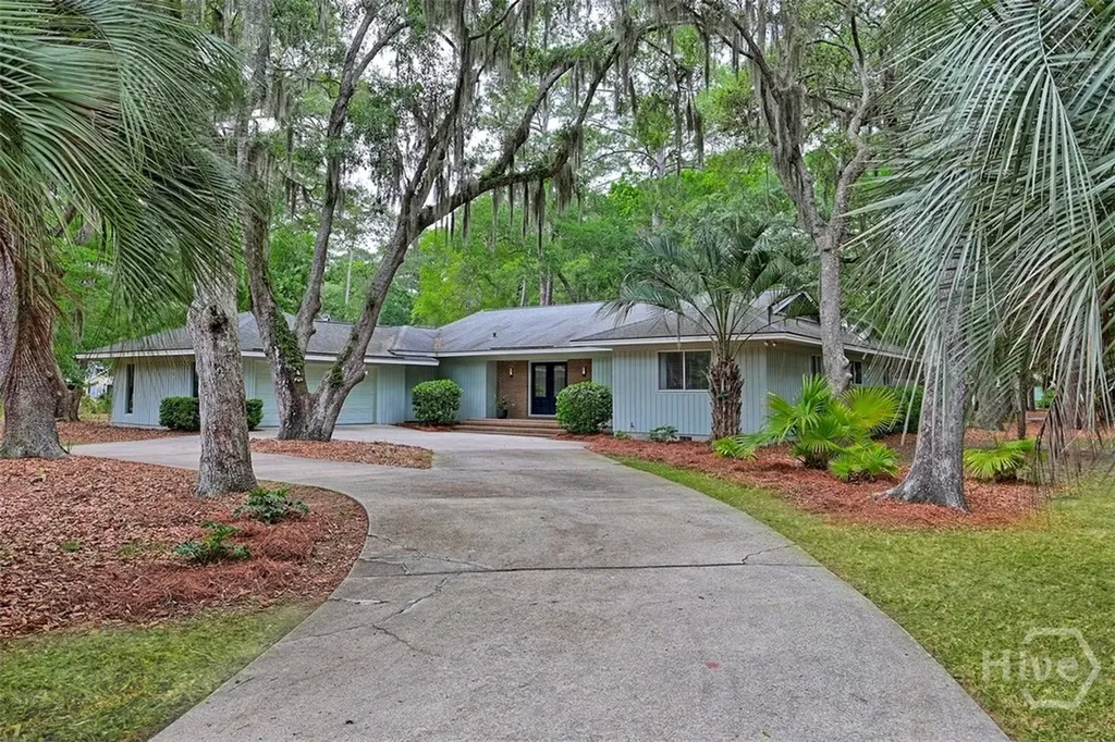 2 Abbott Lane Savannah GA 31411