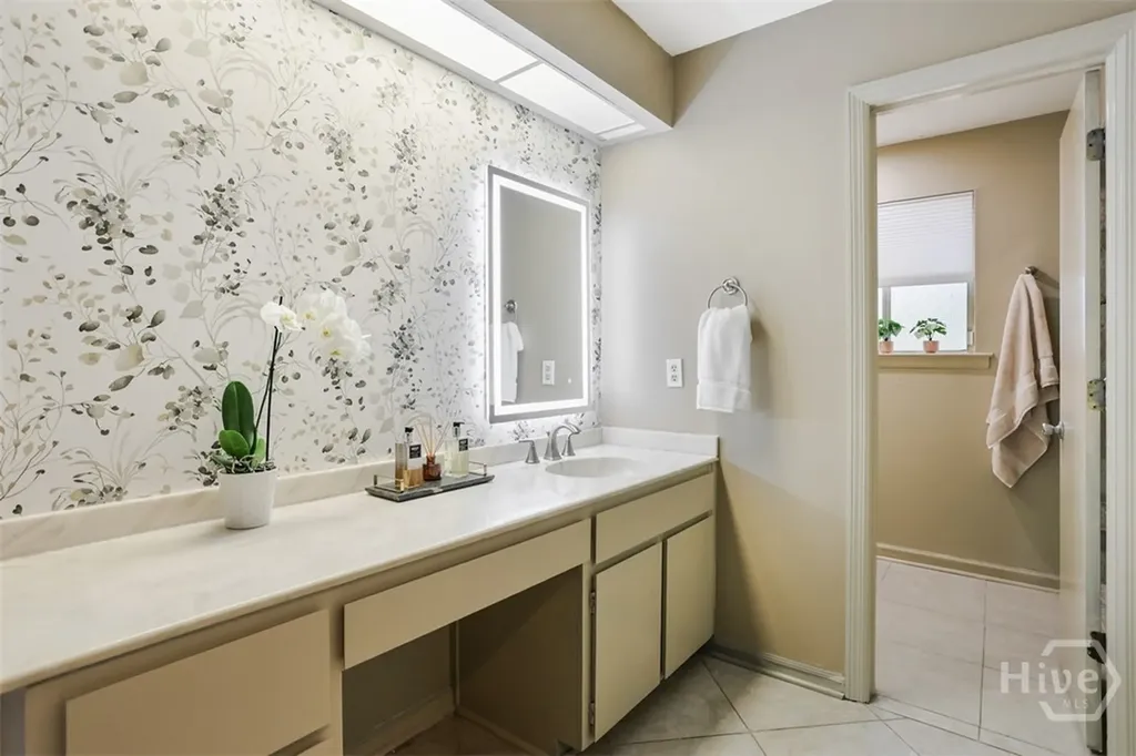 2 Abbott Lane Savannah GA 31411