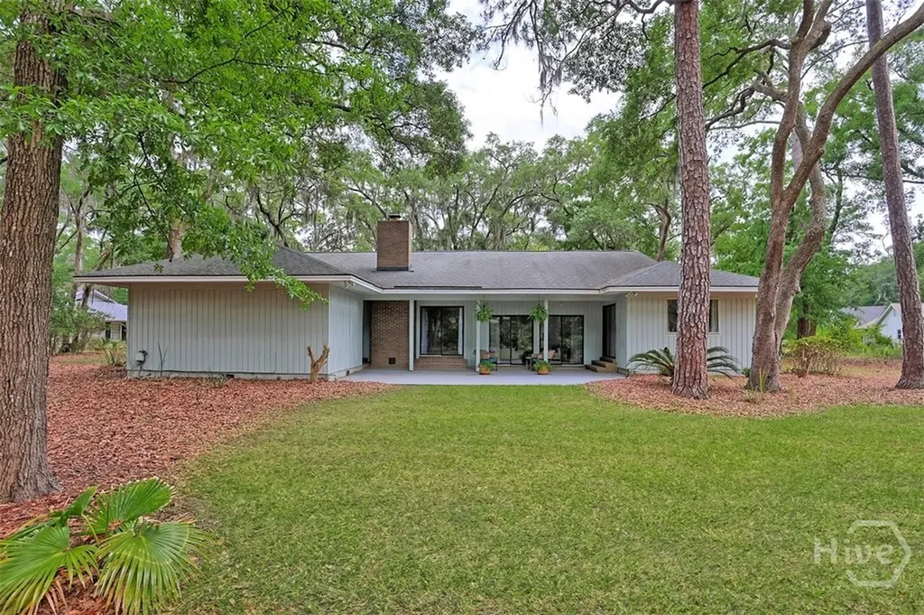 2 Abbott Lane Savannah GA 31411