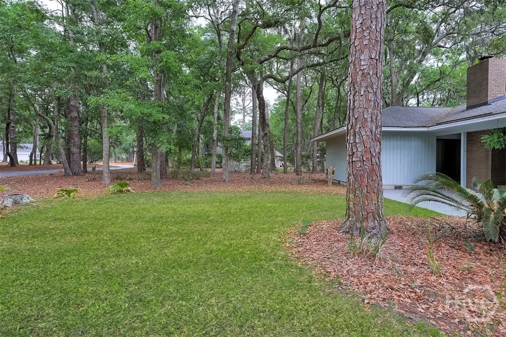 2 Abbott Lane Savannah GA 31411