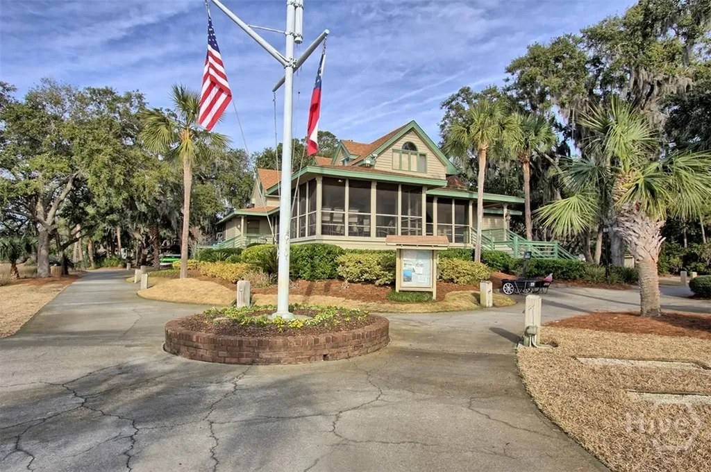 2 Abbott Lane Savannah GA 31411