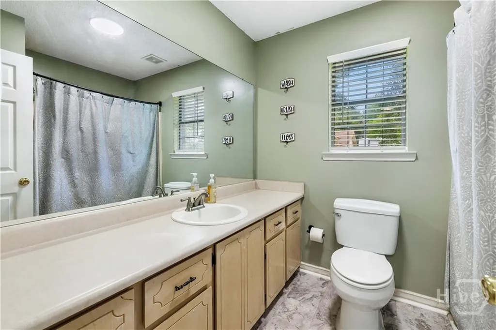 100 E Red Fox Court Midway GA 31320