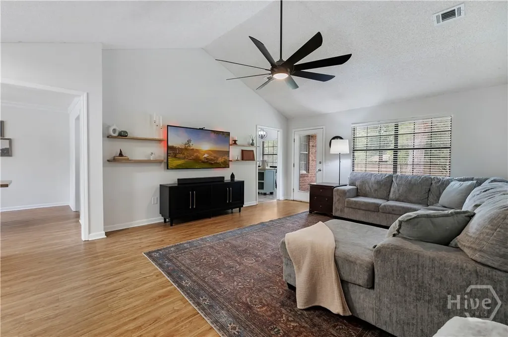 100 E Red Fox Court Midway GA 31320
